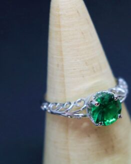 Sterling Silver Emerald Gemstone Ring