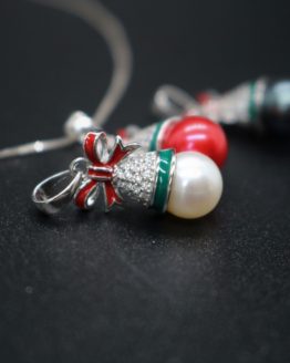 holidaybell+ivory