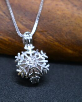 sterling silver snowflake locket